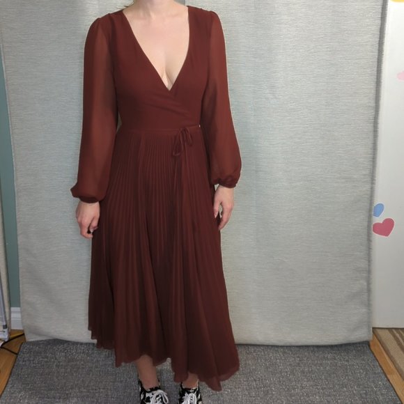 Wilfred  Aritzia Pleated Wrap Dress - Picture 4 of 10